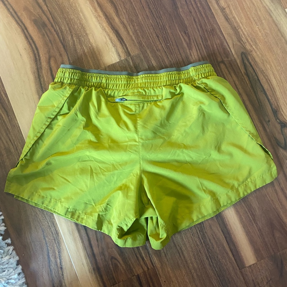 Nike shorts - Picture 4 of 5